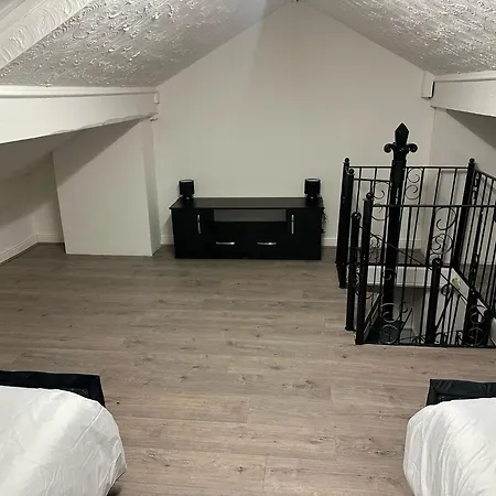 Airport Stopsss Manchester