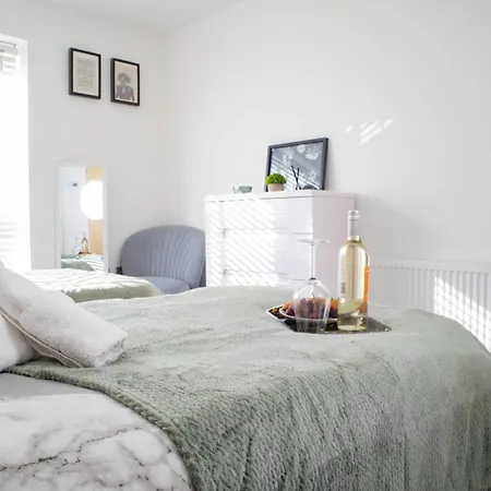 Etihad Blissful Retreat-3 Bedroom Haven Holiday home