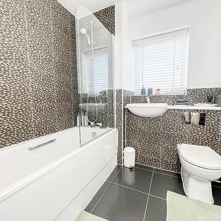 Etihad Blissful Retreat-3 Bedroom Haven Holiday home *