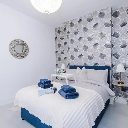 Hébergement de vacances Free Parking, Games Room, Sleeps 7, Manchester