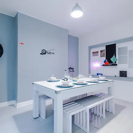 Free Parking, Games Room, Sleeps 7, *