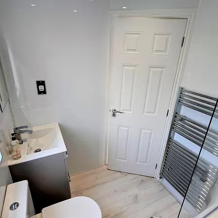 Charming Townhome Retreat, Close To *