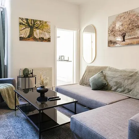 Holiday home Professional In Manchester