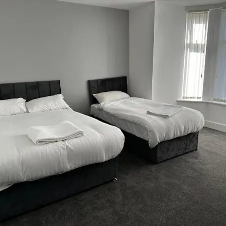Oyo Cheetham Hill Manchester