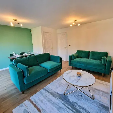 Holiday home Pendlebury House Free Parking By Superhost *