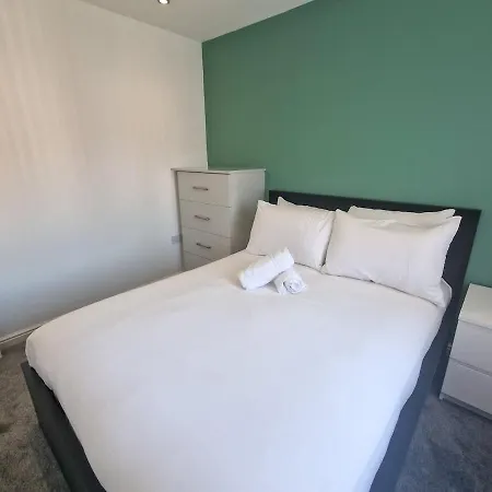 Pendlebury House Free Parking By Superhost * Manchester