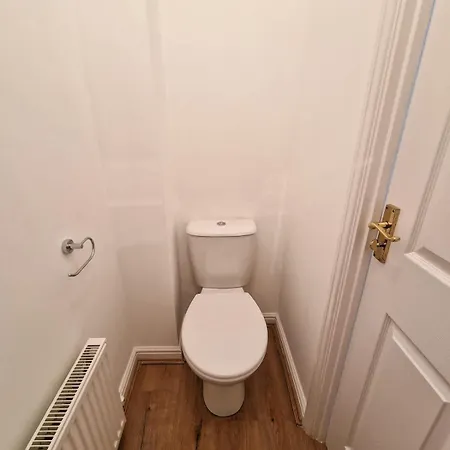 Pendlebury House Free Parking By Superhost *