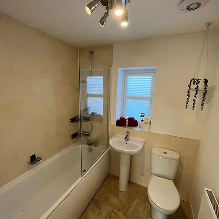 Casa de Férias Modern 3 Bed Semi-detached Manchester