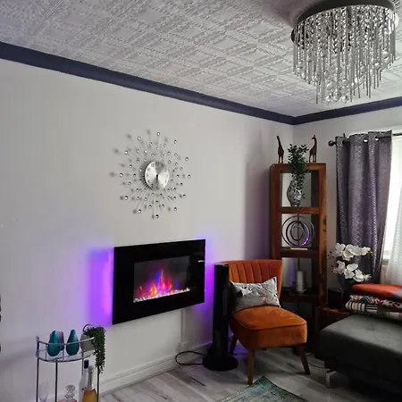 Stadium Cozy منزل للإقامة *