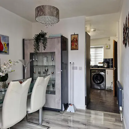 Stadium Cozy * مانشستر