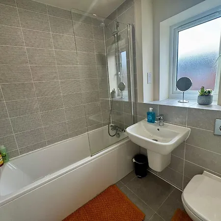 Stayva Mcr -stylish 3bdr By Etihad And Co-op Live