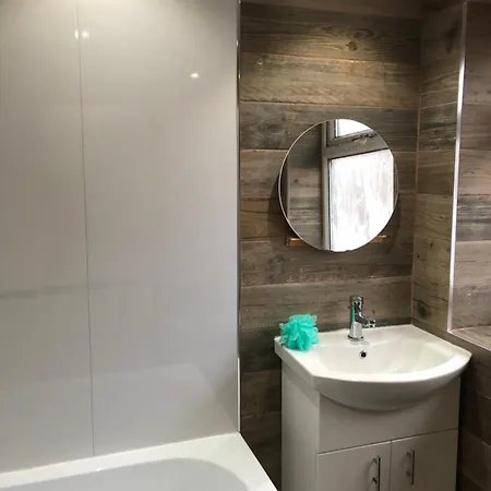 Luxury Family 3 Bedroom House - * Manchester