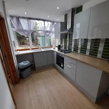 Luxury Family 3 Bedroom House -