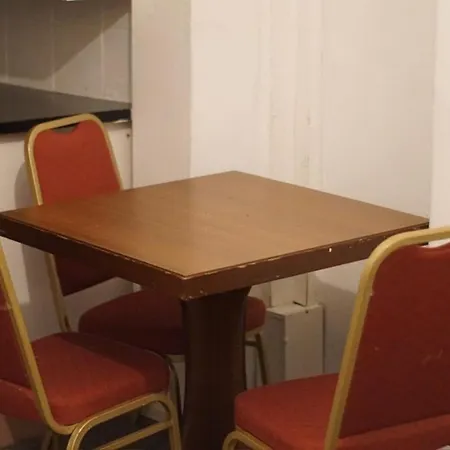 Apartment Stylish Close To Ethihad! *