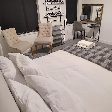 3br Near Alexandra Park And Free Parking Feriehus Manchester