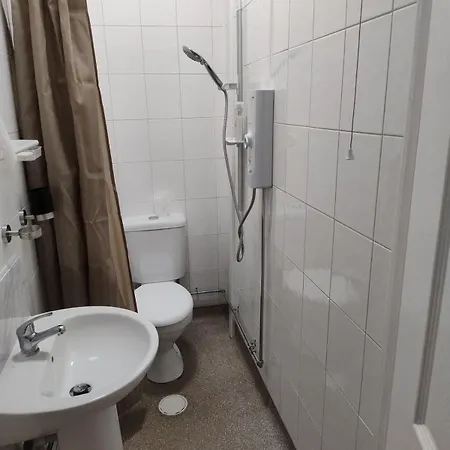 3br Sleeps 10 Walk To Alex Park Holiday home *