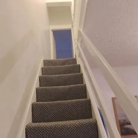 3br Sleeps 10 Walk To Alex Park Holiday home Manchester