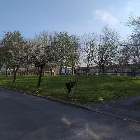 Дом отдыха 3br Near Alexandra Park And Free Parking