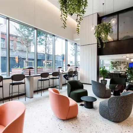 Apartament Centre,picadilly , Skyline View *