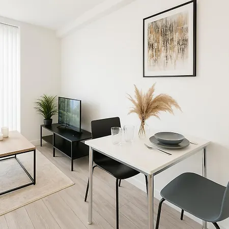Salford Urban Retreat * Manchester