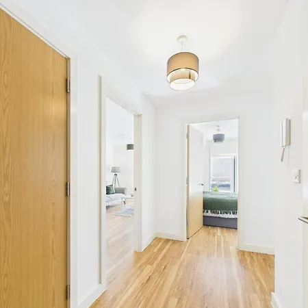 New! 2br In Media * מנצ'סטר