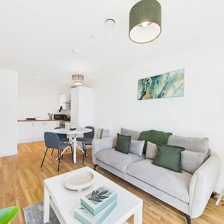 דירה New! 2br In Media