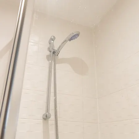 Spacious 2 Bed Flat, Free Parking, Close To Town * מנצ'סטר
