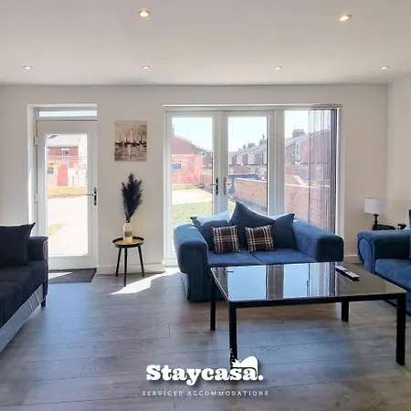 Noor Garden Co-living - Private Self-cater Manchester