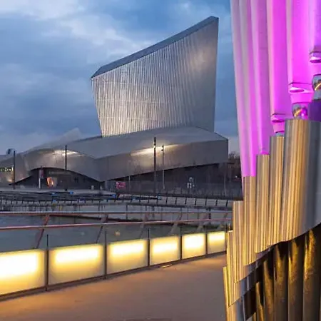 شقة Cozy 3 Bd House, Perfect For Large Group Of 6 *