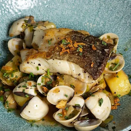 Cozy 3 Bd House, Perfect For Large Group Of 6 شقة *