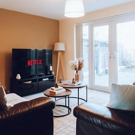 Forest View Mcr -didsbury Zen Sleeps 8 *