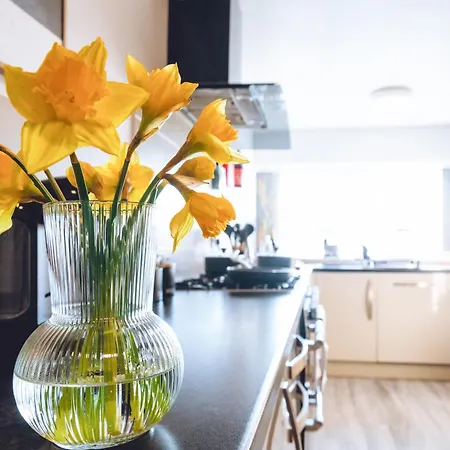 Forest View Mcr -didsbury Zen Sleeps 8 * Manchester