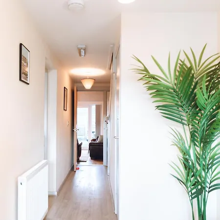 Forest View Mcr -didsbury Zen Sleeps 8