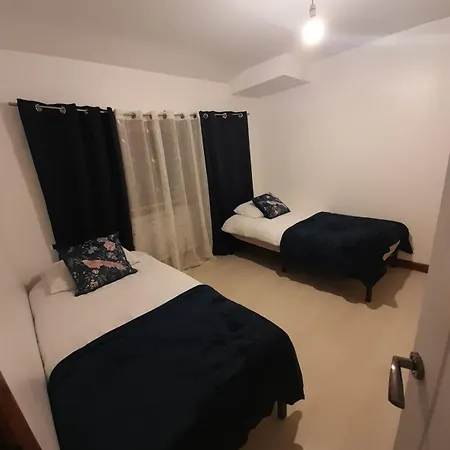 Kwatera prywatna Luxury Family 3 Bedroom House -