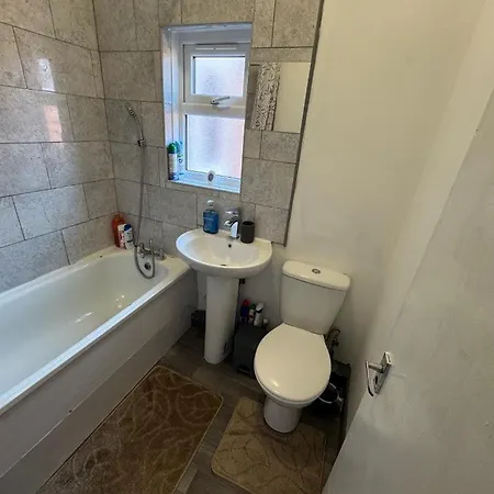 Modern Cozy 2 * Manchester