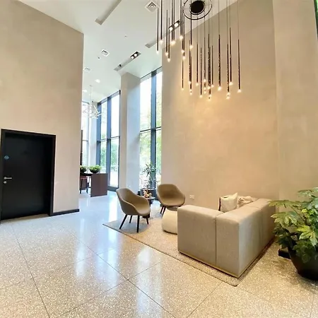 Spacious In Mcr With Terrace, Gym * Манчестер