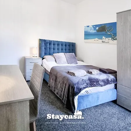 The Cowesby 4-bed - Street Parking بيت للعطل مانشستر