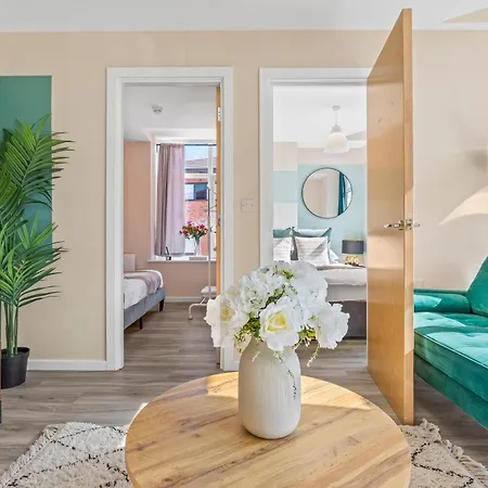 Apartment Luxe Hideaway 2bed Parking Manchester
