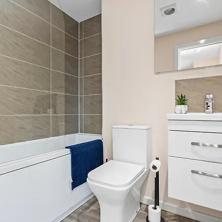 Luxe Hideaway 2bed Parking