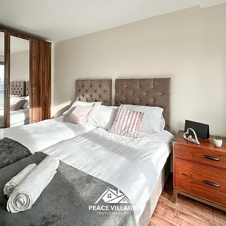 Ashton Co-living - Private Self-cater Semesterbostad