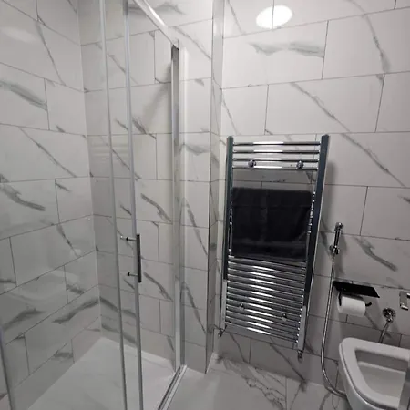 Beresford Co-living - Private Self-cater *