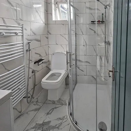Dom wakacyjny Beresford Co-living - Private Self-cater