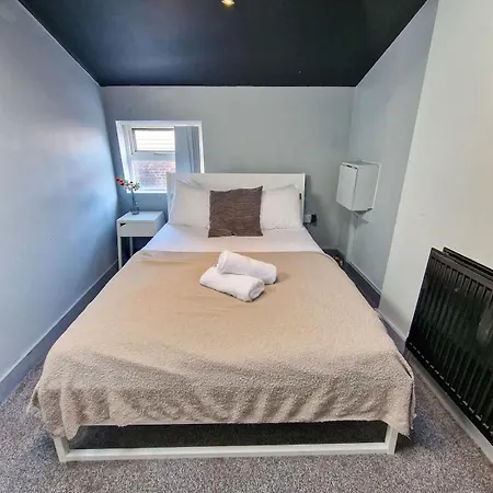 Flat Sleeps 8 By Superhost Appartement *