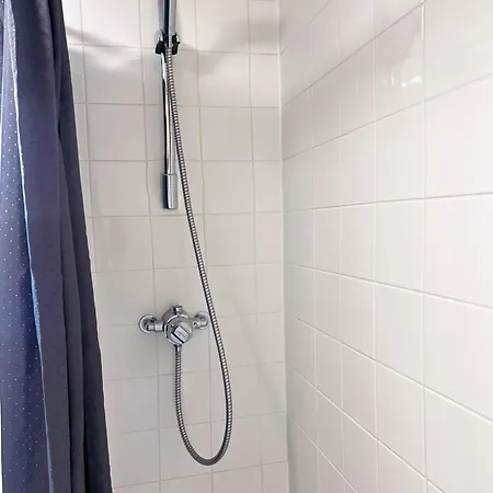 Double Near Trafford Centre Homestay *