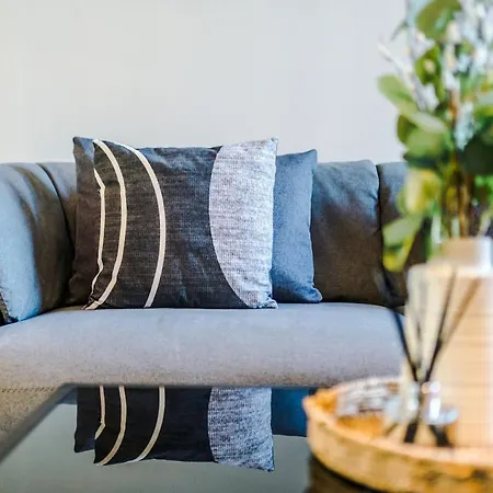 Modern House - - Etihad Stadium - Coop Live Stadium - Sleeps 6 - Free Parking * Manchester