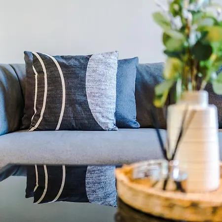 Holiday home Modern House - Sleeps 6 - Free Parking - Near Etihad Stadium - Coop Live