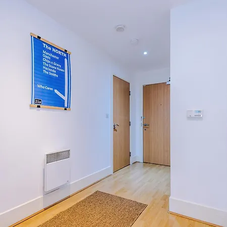 Converted Mill, Stylish In Castlefield Apartment Manchester