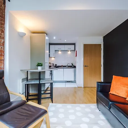 Converted Mill, Stylish In Castlefield Apartment *