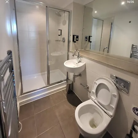 1 In Enjoyable 2 Bedroom R1 Guest house