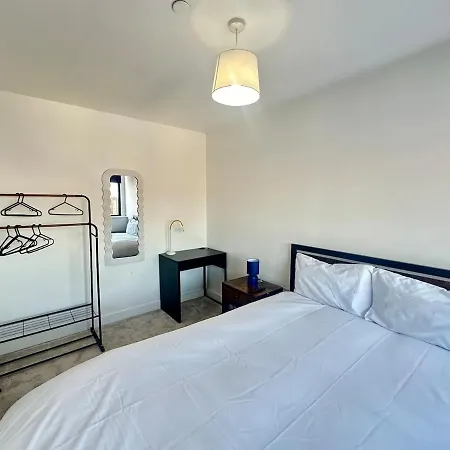 Modern By Avalora Short Lets & Serviced Old Trafford With Free Parking, Mcr Stadium - Ua92 Apartment Manchester
